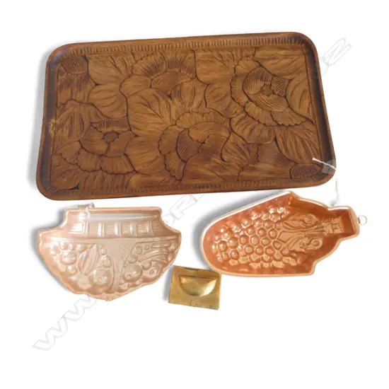 CARVED WOOD TRAY L560MM 2 ALLUMINIUM JELLEY MOULDS  & BRASS PASTRY MOULD