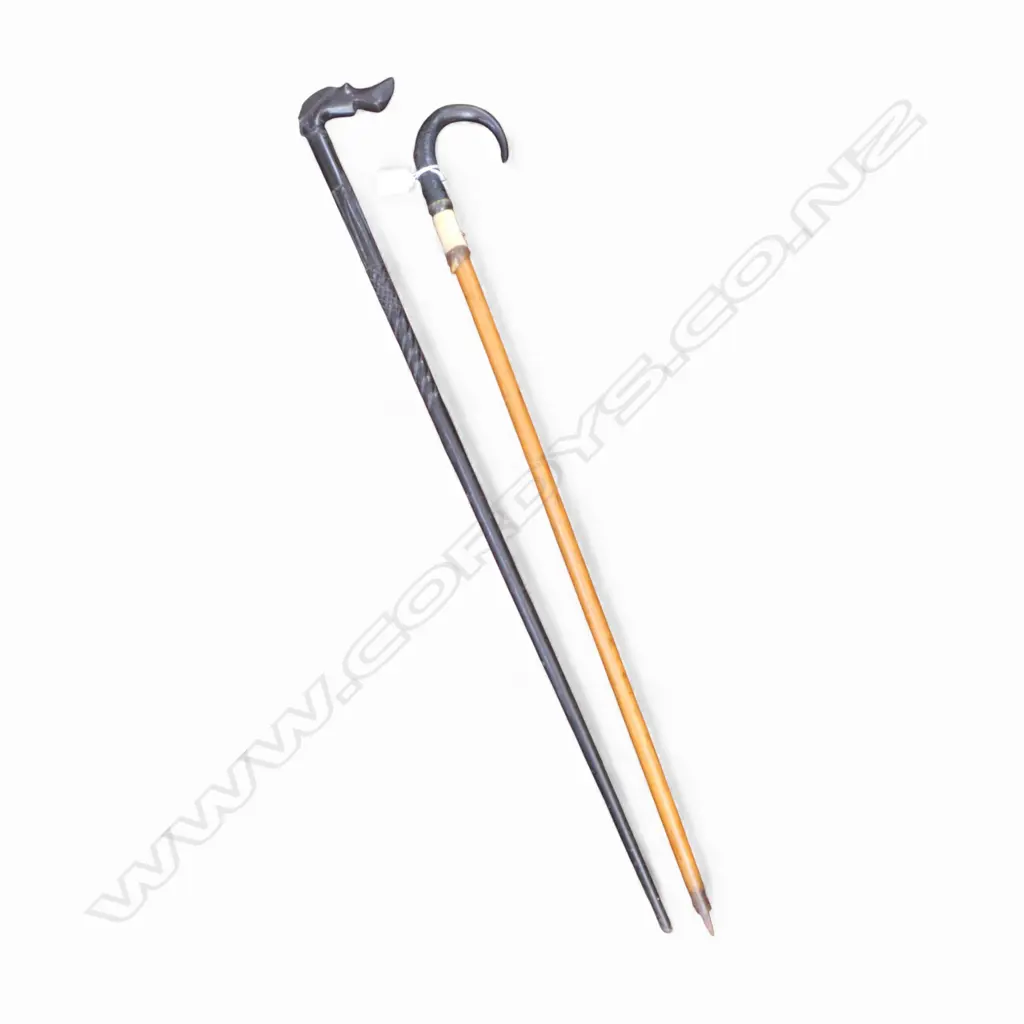 2 WALKING STICKS (1 GOAT HORN) L.870mm Image 1++