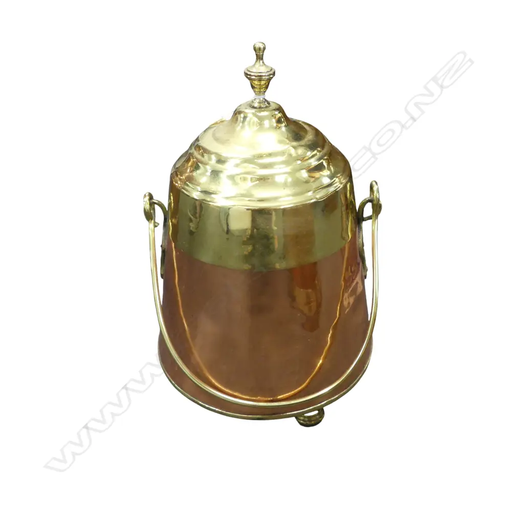 COPPER LIDDED CONTAINER H.380mm Image 1++