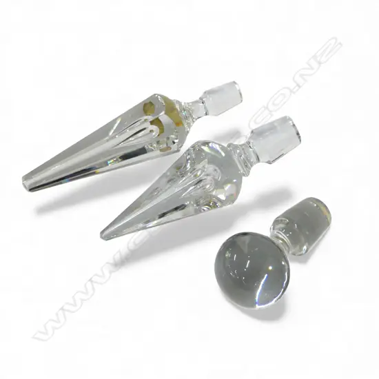 3 VAL SAINT LAMBERT CRYSTAL BOTTLE STOPPERS H.210mm