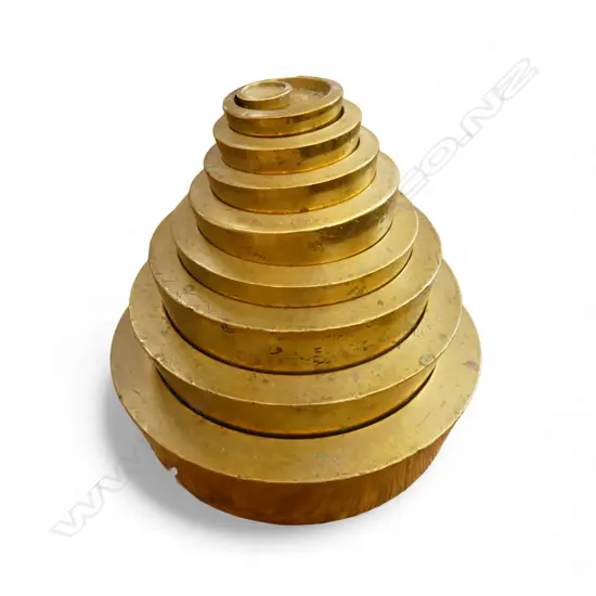 SET OF 9 VICTORIAN BRASS flat circular nesting WEIGHTS from 500 Sovereigns to 1 Sovereign