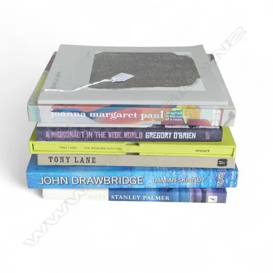 7 NZ ART BOOKS