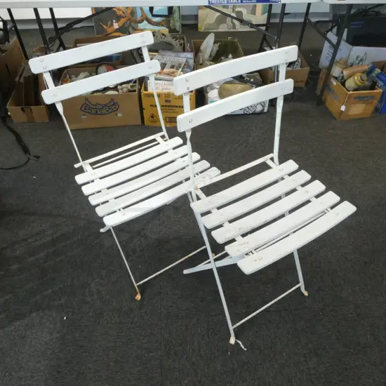 PR VINTAGE WHITE PAINTED FOLDING PATIO CHAIRS