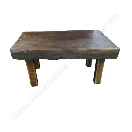 RUSTIC COFFEE TABLE 975x585x460mm