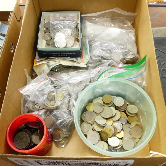 ASST. WORLD COINS & BANK NOTES