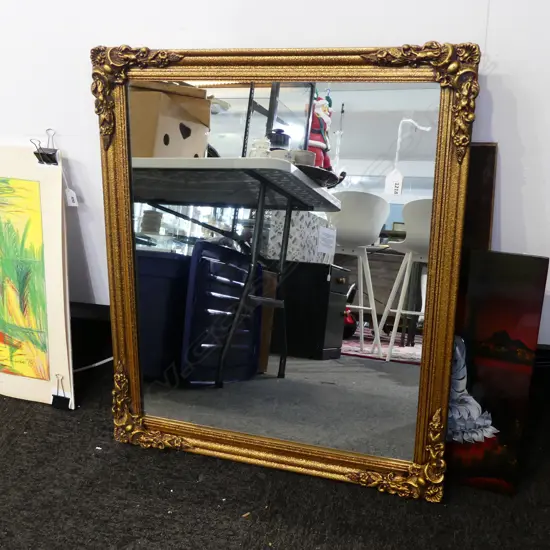 GILT FRAMED MIRROR 600x700mm