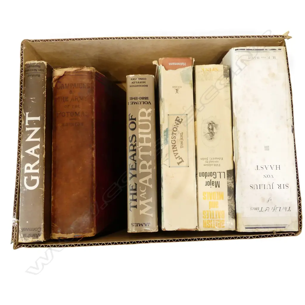 BOX MILITARY THEMED BOOKS; MACARTHUR, GRANT, LIVINSTONE, SIR JULIUS von HAAST, BRIT. BATTLES & MEDALS, CAMPAIGNS/POTOMAC Image 1++