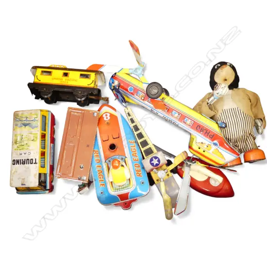 8 VINTAGE TIN/PLASTIC TOYS; WALKING PAPA BEAR, RED EAGLE, etc FAULTS