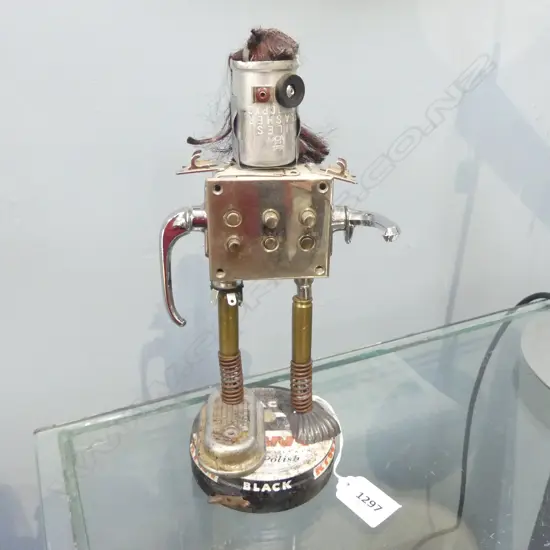 buggyrobot.com FOUND OBJECTS MADE MODEL ROBOT ''THE MULLET'. H.250mm