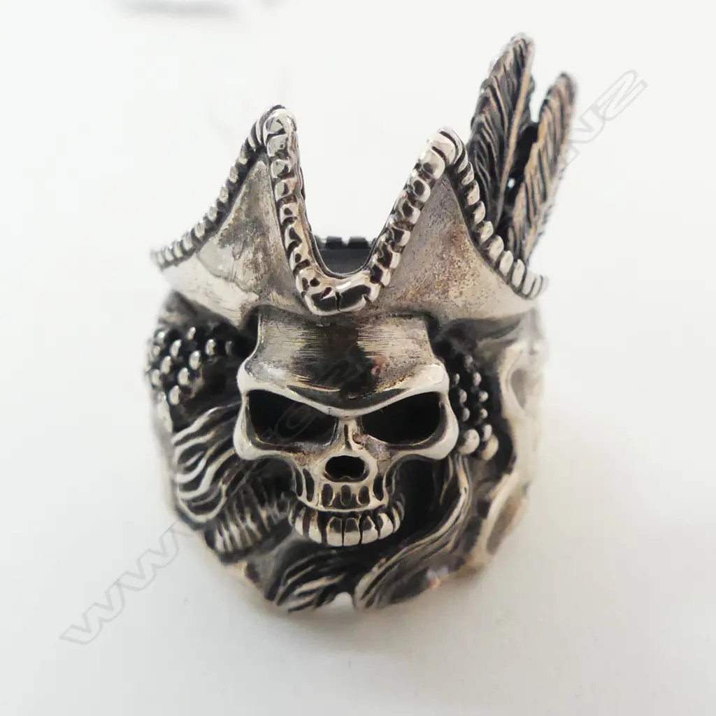 STG SILVER SKULL PIRATE RING SIZE T Image 1++
