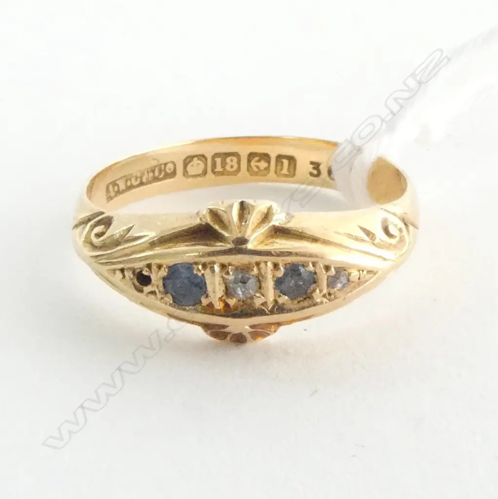 1910 18ct Y/G SAPHIRE & DIAMOND RING 1 missing 2.58gms SIZE P Image 1++