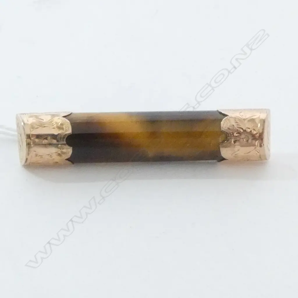 EDW 9ct GOLD & TIGERS EYE BAR BROOCH Image 1++