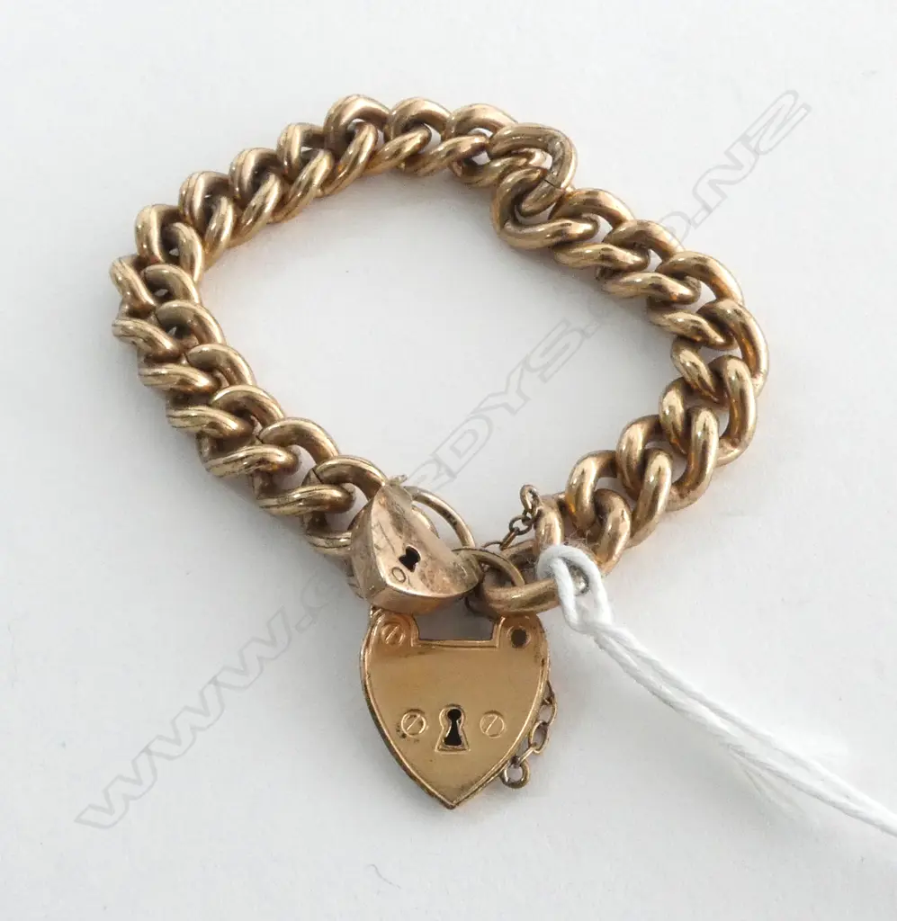 9ct GOLD METAL LINED CURB LINK BRACELET (child size) w. SMALL 9ct HEART LOCK, 24.5gm Image 1++