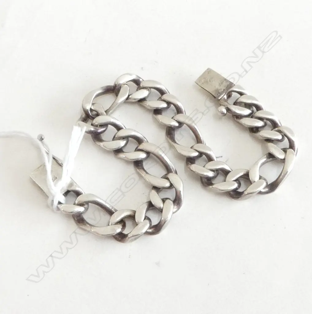 STG SILVER CHAIN GENTLEMANS SIZE BRACELET 110mm 35.43gms Image 1++