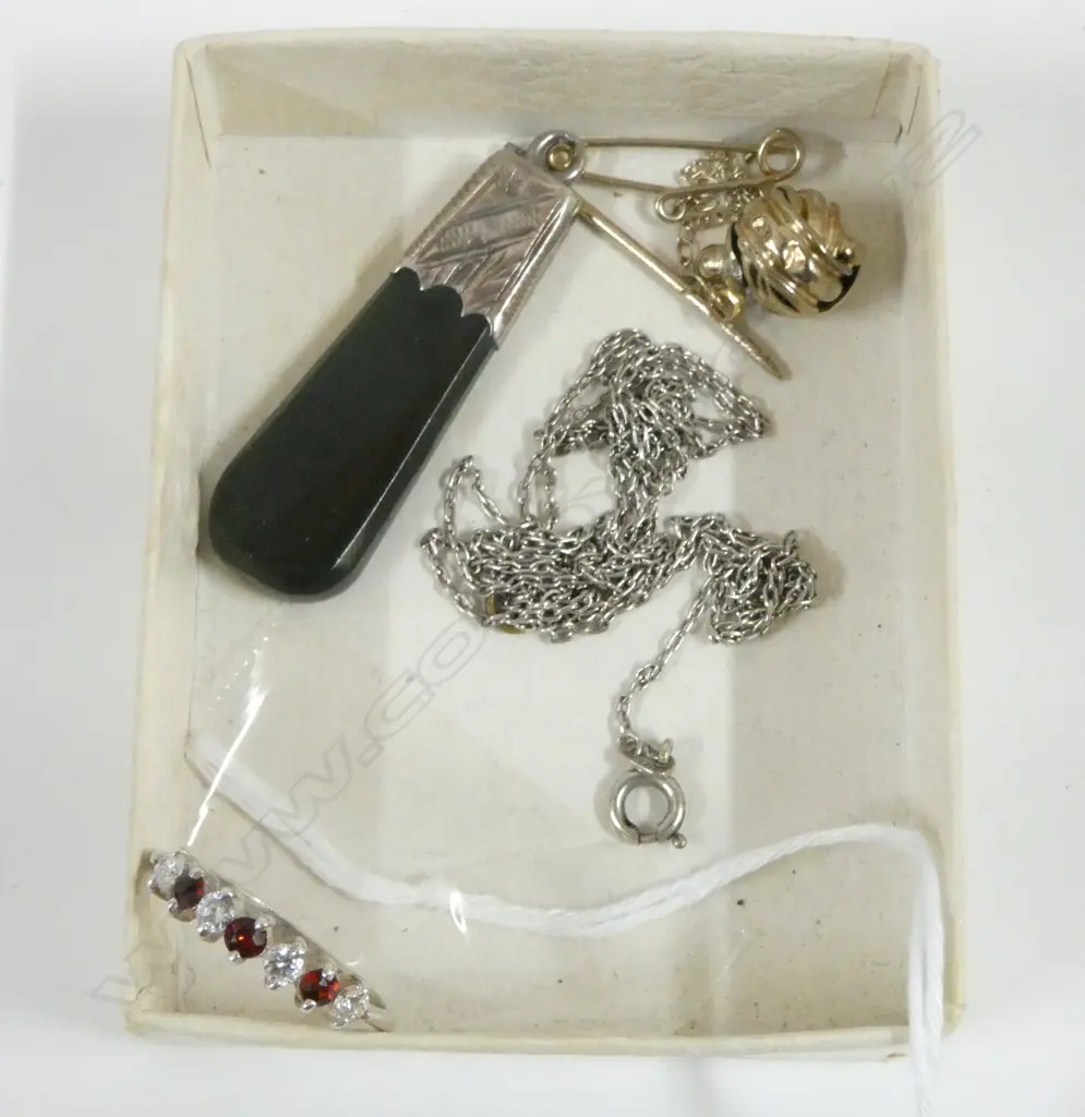 9CT GOLD STICK PIN AF 1.4grms, GREENSTONE PENDANT, RING, NECKLACE Image 1++