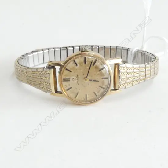1950/1960s OMEGA  9ct LADIES WRISTWATCH PLATED STRAP RUNNING