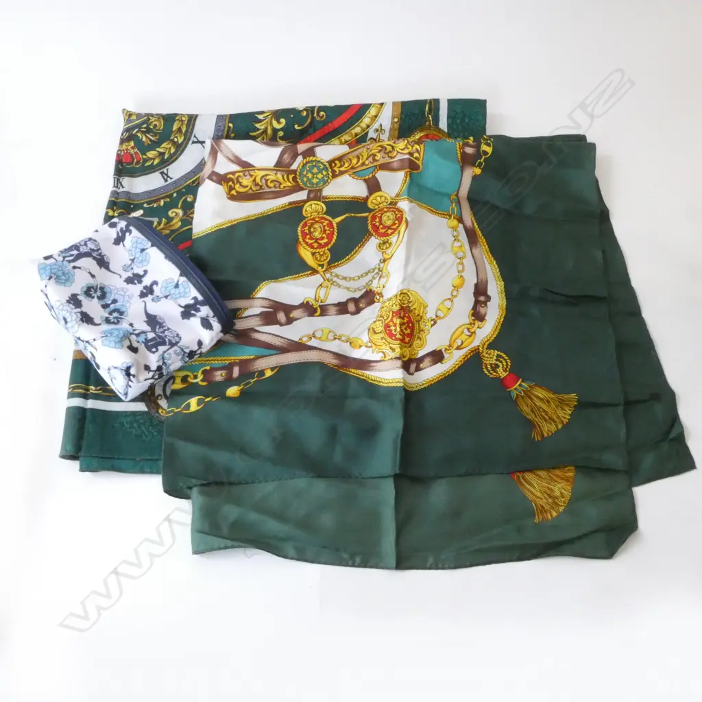 2 HERMES ? SILK SCARVES Image 1++