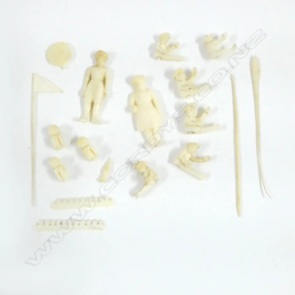 CARVED IVORY ORIENTAL BOAT ON STAND IN NEED OF REPAIR; BROKEN PIECES ACCOMPANING, L340mm Image 1++