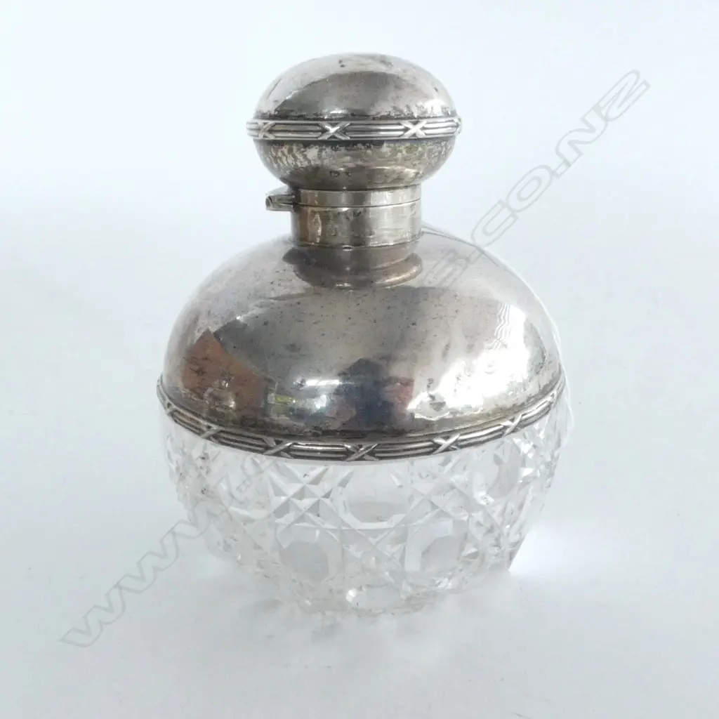 EDWARDIAN LARGE SILVER TOPPED & CUT CRYSTAL SCENT BOTTLE Birmingham 1904 H.130mm Image 1++