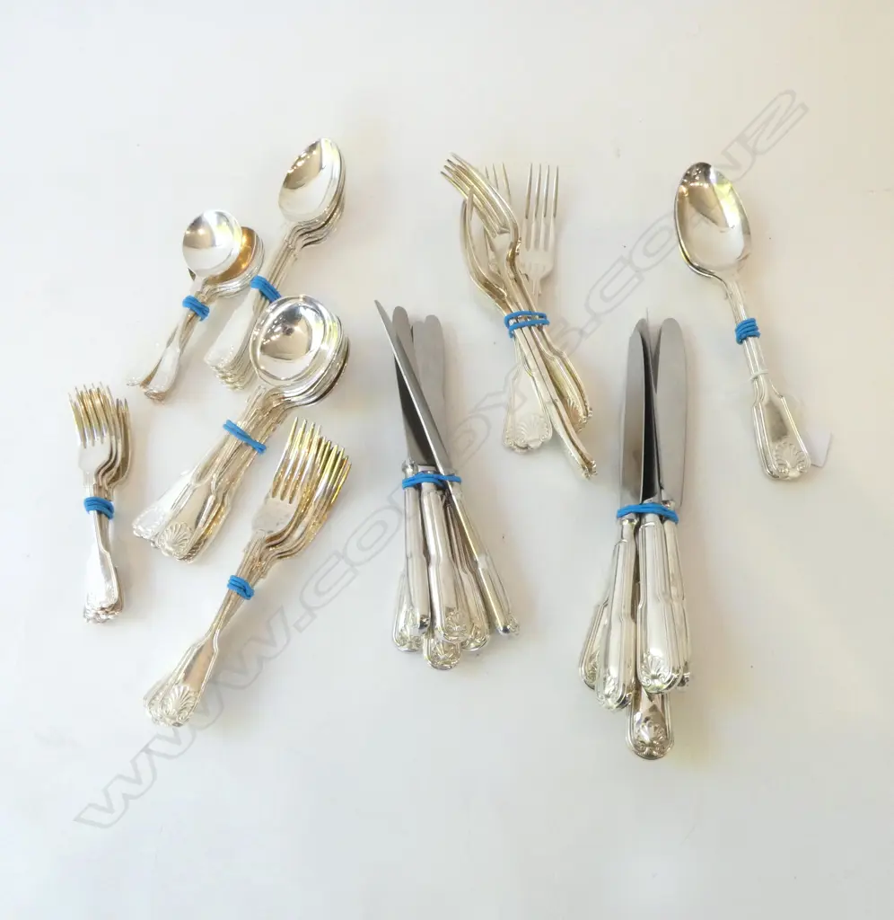 50 PCE 6 PLACE WALKER & HALL SILVER PLATE CUTLERY SET; FIDDLE THREAD & SHELL PAT. Image 1++