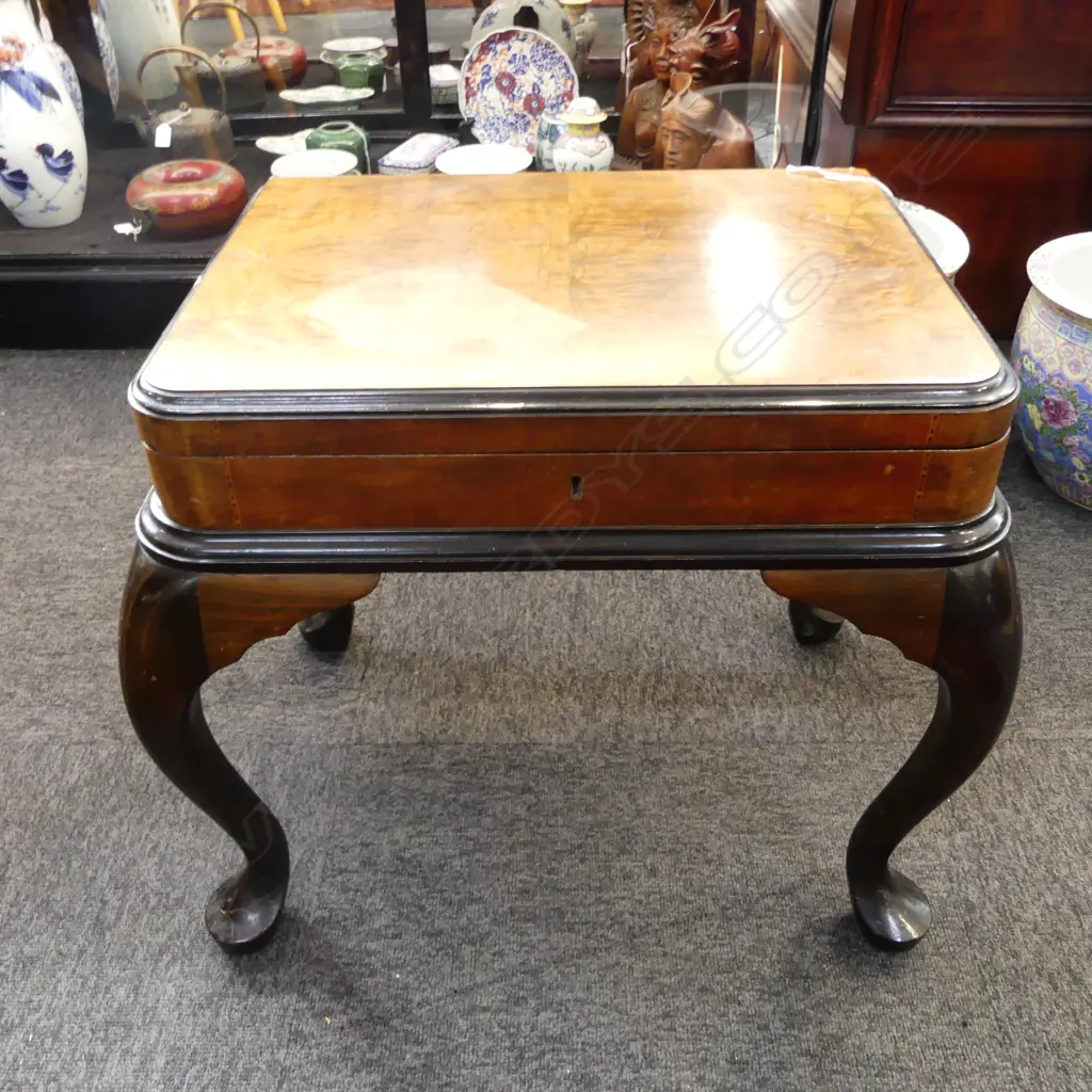 FREESTANDING CUTLERY SET ON CABRIOLE LEGGED CABINET, 530 x 430 x 470mm Image 1++