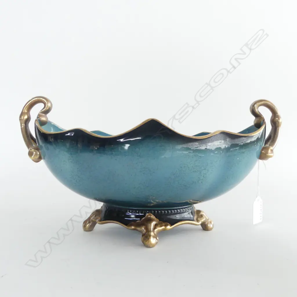 CARLTON WARE ROYALE DOUBLE HANDLED FOOTED BOWL L340MM Image 1++