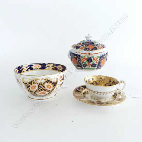 DAVENPORT CHINA BOWL LIDDED SUGAR BOWL L150MM & R/WORCESTER C/S