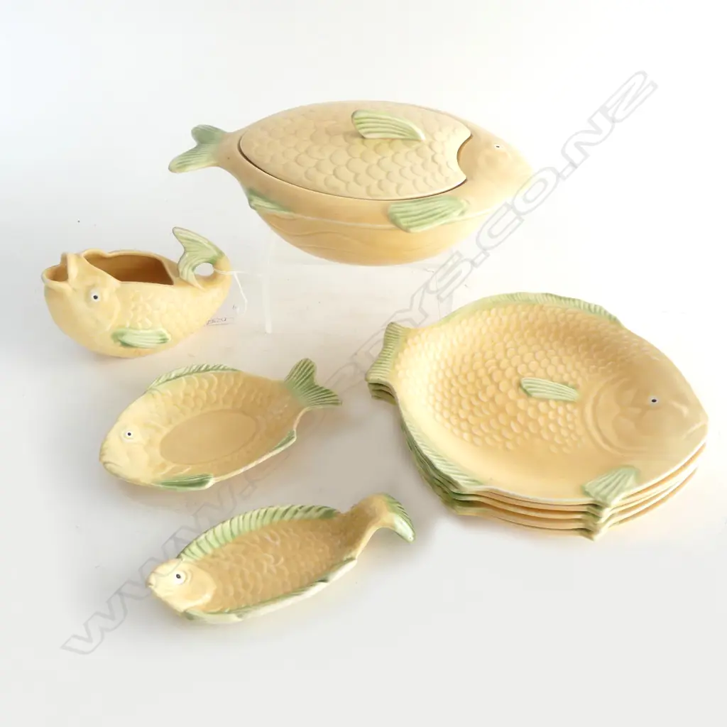 9 PCE SHORTER & SONS PART FISH DINNER SERVICE Image 1++