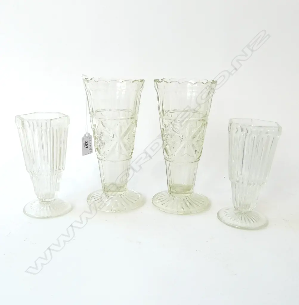 2 PRS DEPRESSION / PRESSED GLASS VASES H.210mm Image 1++