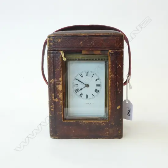 CASED CARRIAGE CLOCK w. REPEATER 'PRESENTED BY REMUERA C. (CROQUET) CLUB M. M. DE CAMP 1909' H.175mm + KEY