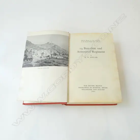 OFFICIAL HISTORY OF NEW ZEALAND IN WWII  '19 BATTALION AND ARMOURED REGIMENT' (NO DUST COVER),