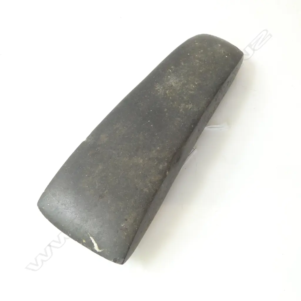 PACIFIC STONE ADZE tapered form L.185mm Image 1++