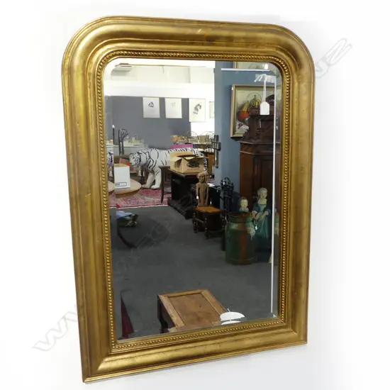 GILT FRAMED MIRROR 1000x715mm