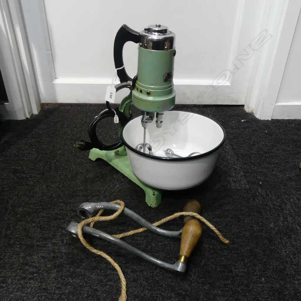 3124 VINTAGE UNIVERSAL MIXER BEATER JUICER H330MM Image 1++