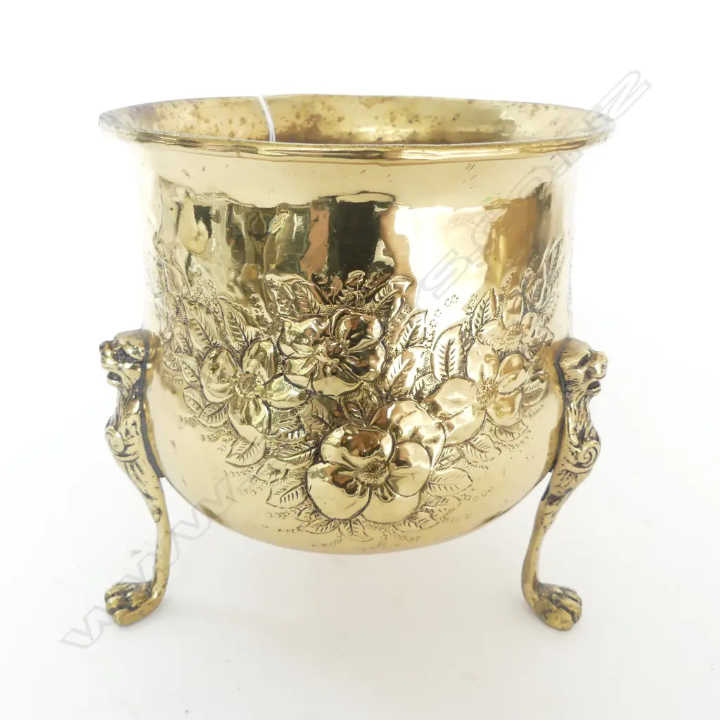VICT. EMBOSSED BRASS JARDINIERE floral embossed raised on 3 tall legs L.205mm. Image 1++