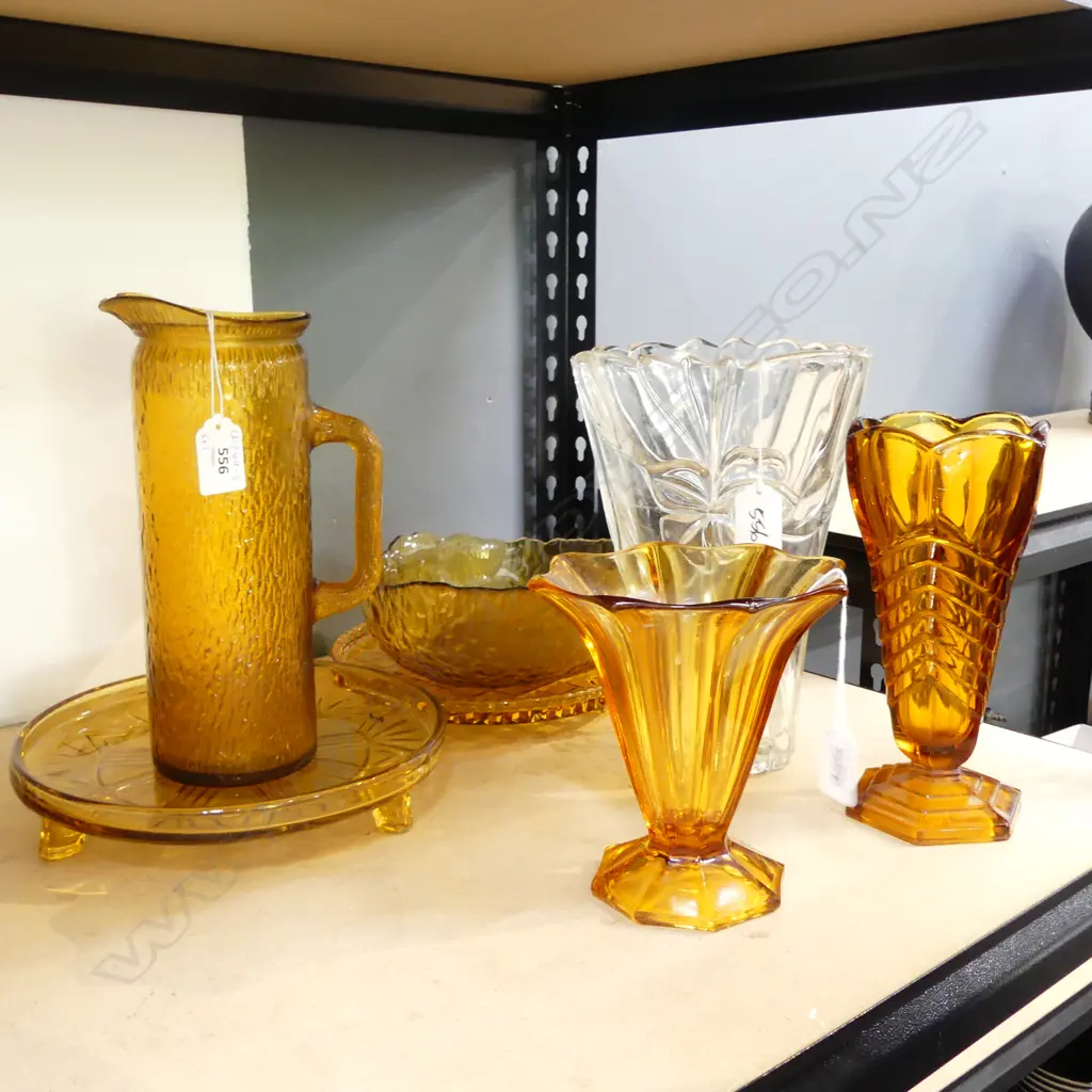 6 PCES AMBER GLASS (2 VASES, 2 FOOTED DISHES, BOWL, JUG (CHIP)) & CLEAR GLASS VASE Image 1++