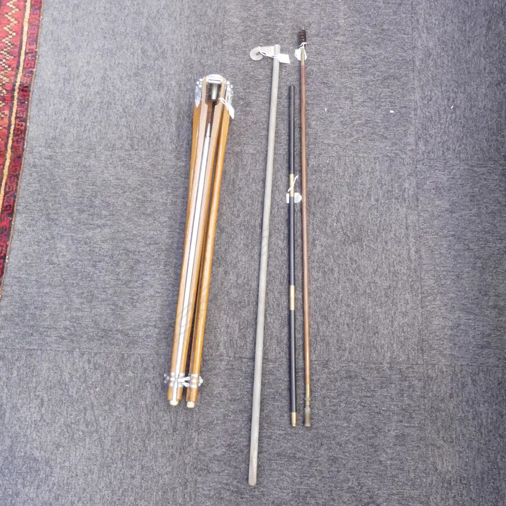 VINTAGE TRIPOD, 2 GUN CLEANERS etc (4)  Image 1++