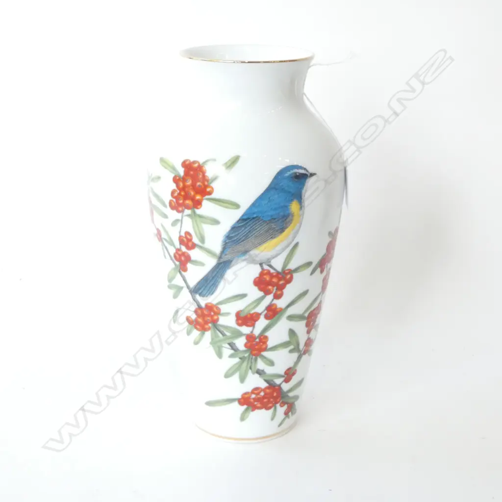 FRANKLIN PORCELAIN VASE 'HERALDS OF SPRING BY RYU OKAZAKI H.300mm Image 1++
