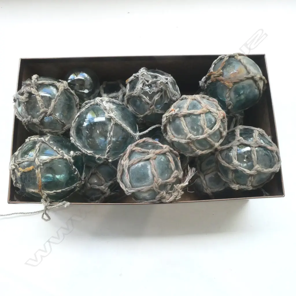 16 GLASS FISHING FLOATS 90mm dia Image 1++