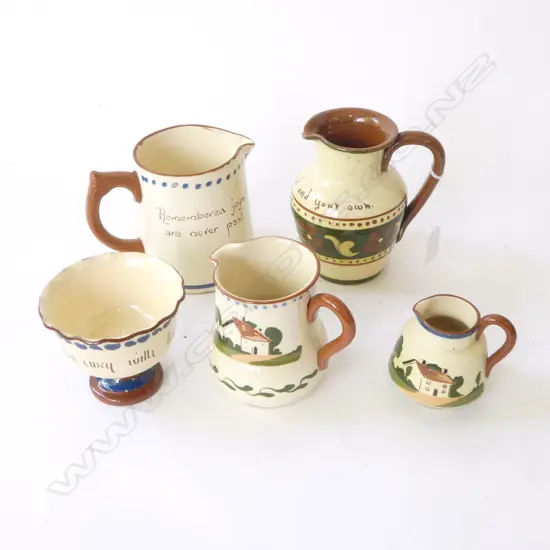 5 PCES TORQUAY; 4 JUGS H.120mm + FOOTED BOWL