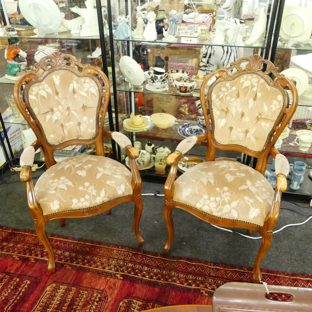 PR VICTORIAN STYLE ARMCHAIRS Image 1++