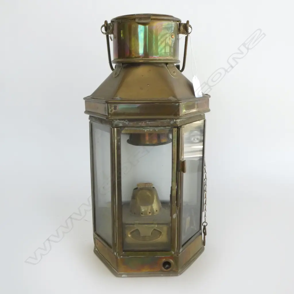 ANTIQUE BRASS KEROSENE SHIPS HEAD LIGHT H410 Image 1++
