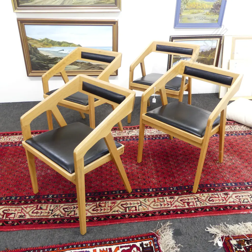 FOUR MODERN DESIGN CHAIRS Image 1++