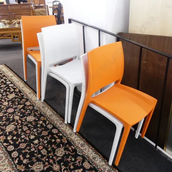 6 'MAYA' CHAIRS BY SIESTA 