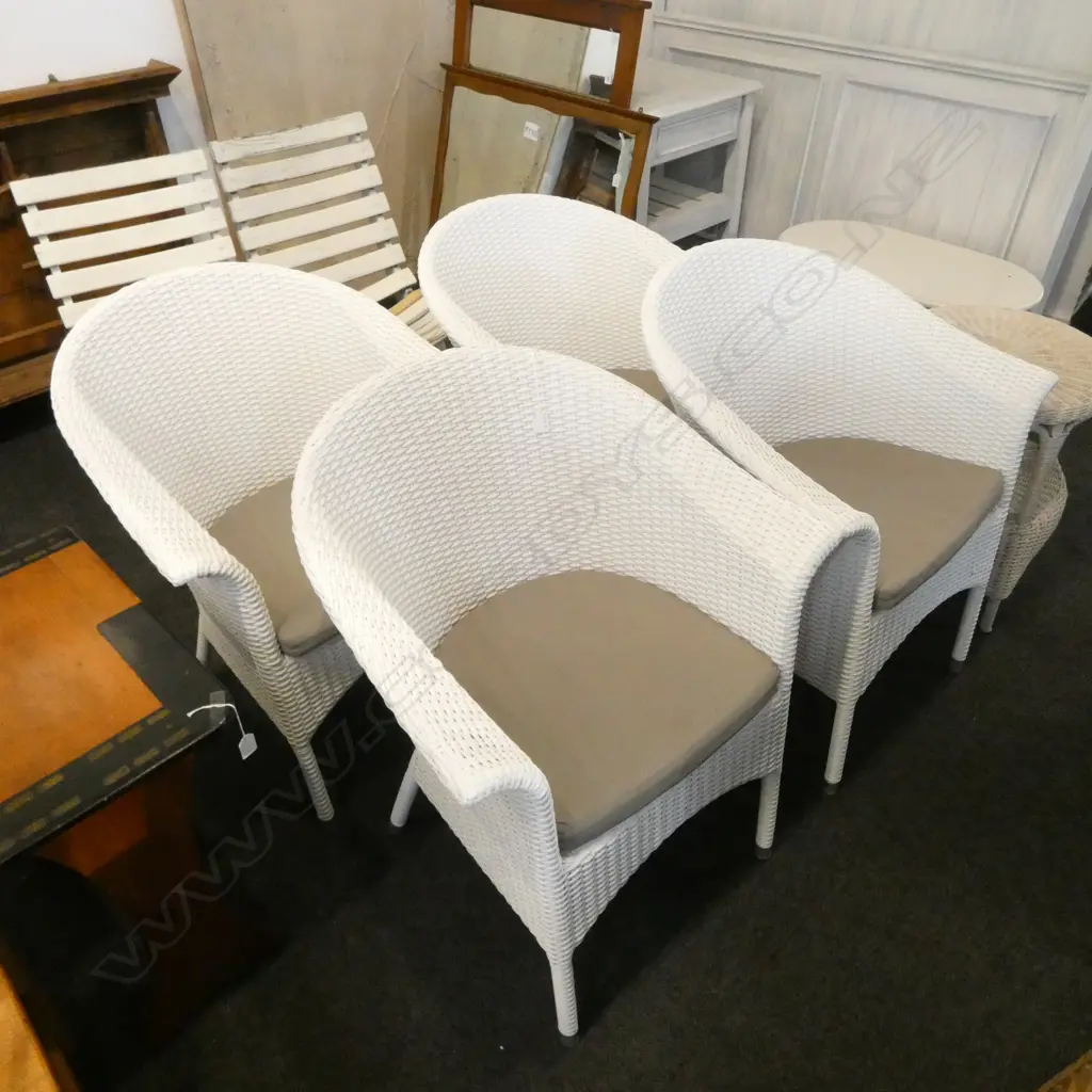 4 'POINT' WICKER CHAIRS Image 1++