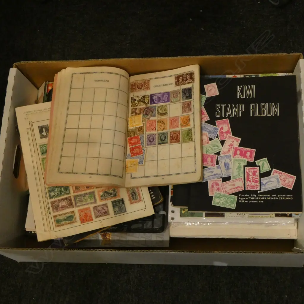ASST. STAMP ALBUMS Image 1++