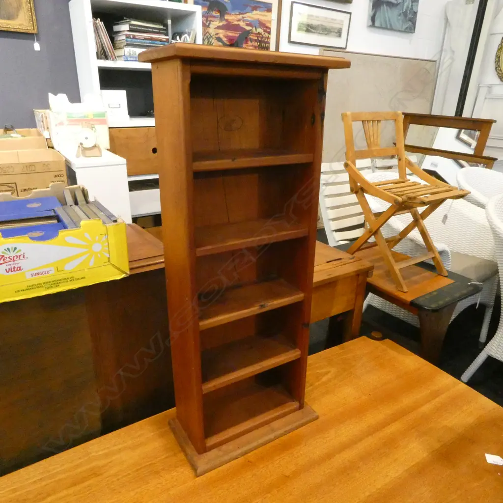 CD STAND 330x170x810mm Image 1++