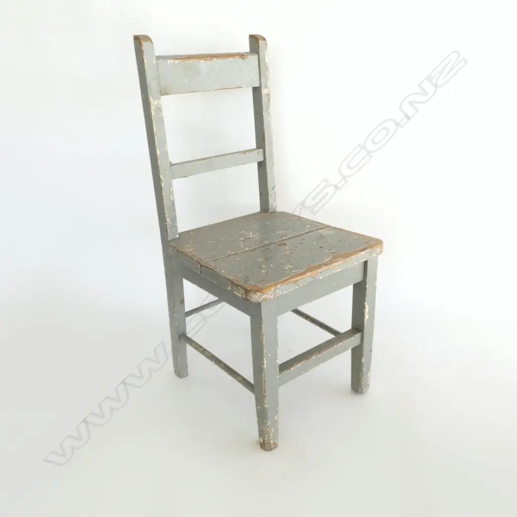 PAINTED WOODEN CHILDS CHAIR H.610mm Image 1++