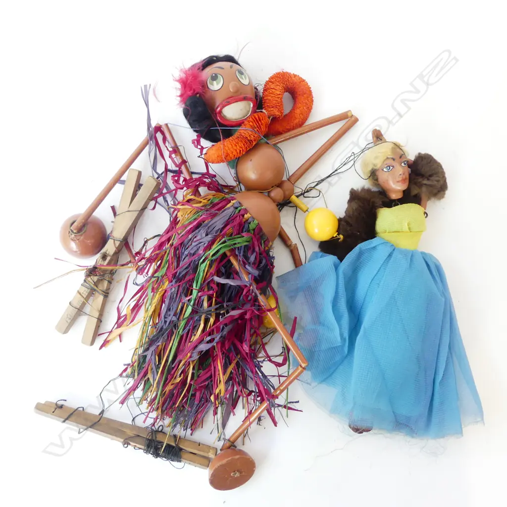 4 PELHAM PUPPETS  Image 1++