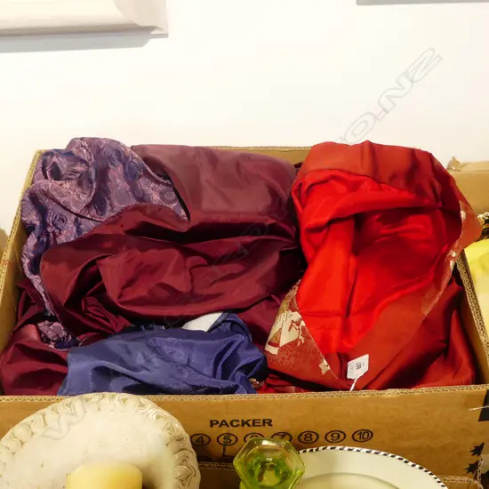 3 ORIENTAL SILK KIMONO STYLE ROBES